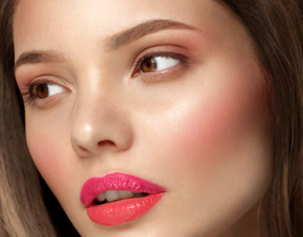 kremno rdečilo za lica